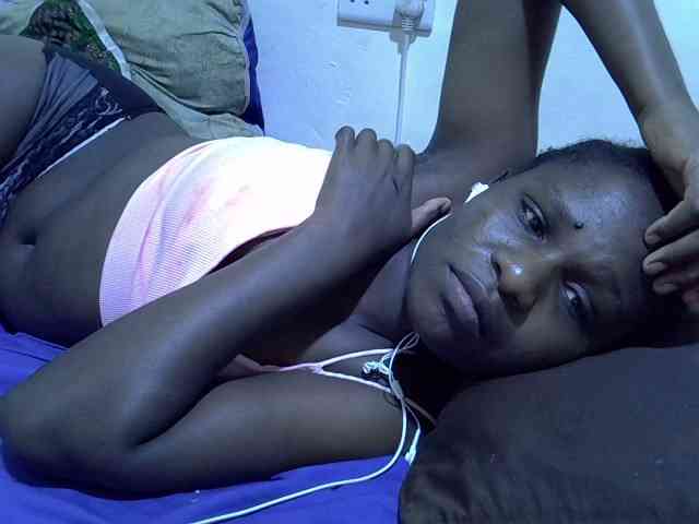 adara-lee webcam