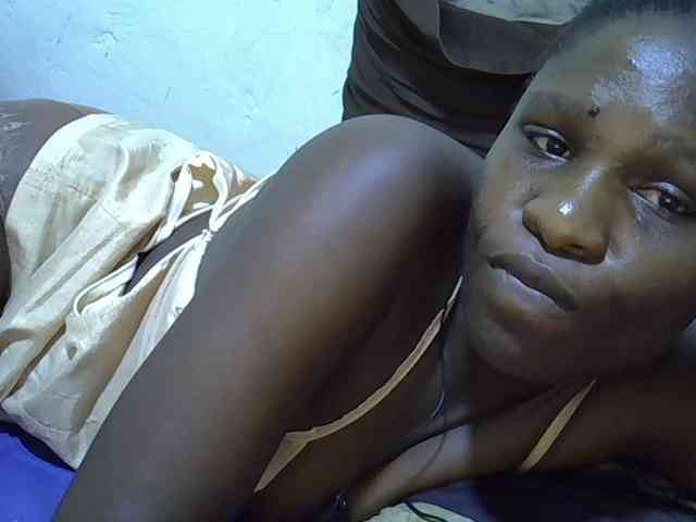 adara-lee webcam