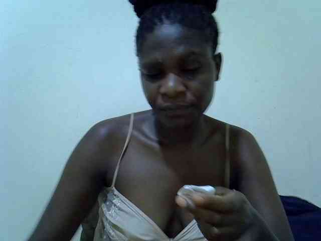 adara-lee webcam