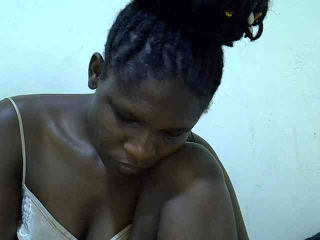 adara-lee webcam