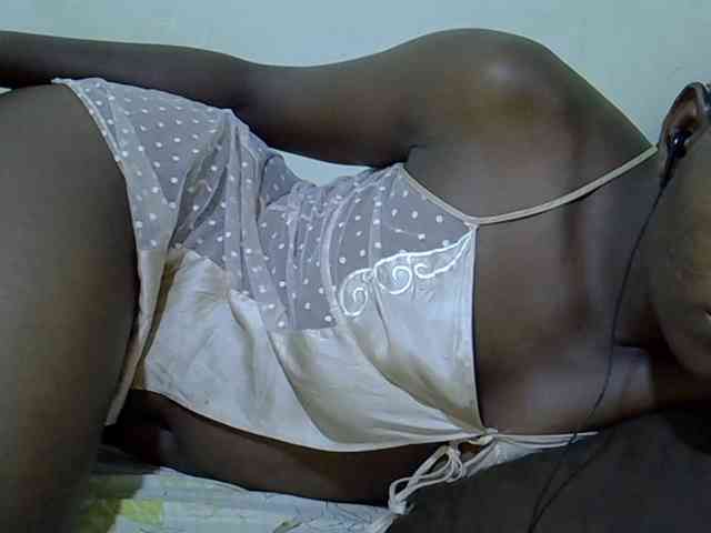adara-lee webcam
