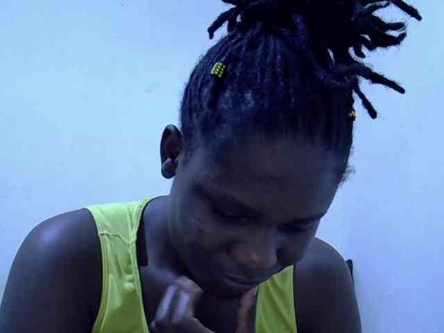 adara-lee webcam