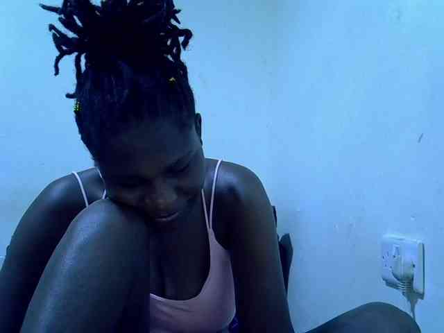 adara-lee webcam