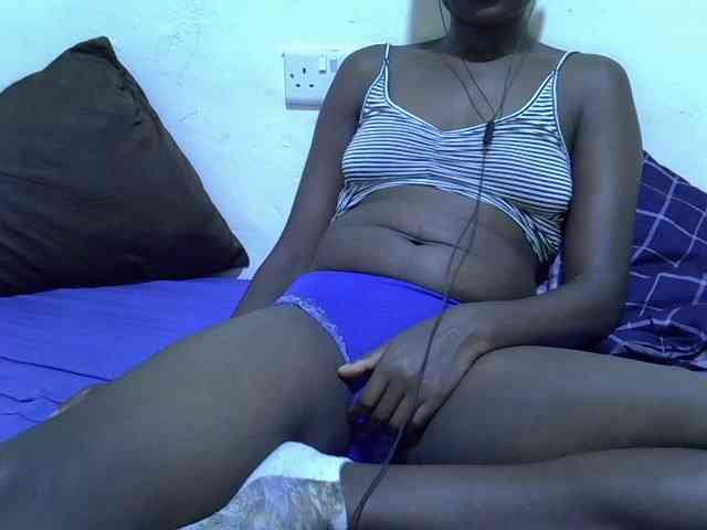 adara-lee webcam