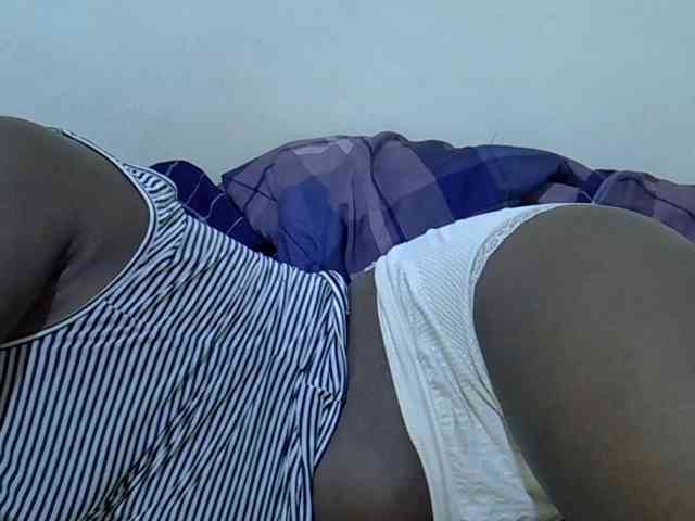 adara-lee webcam
