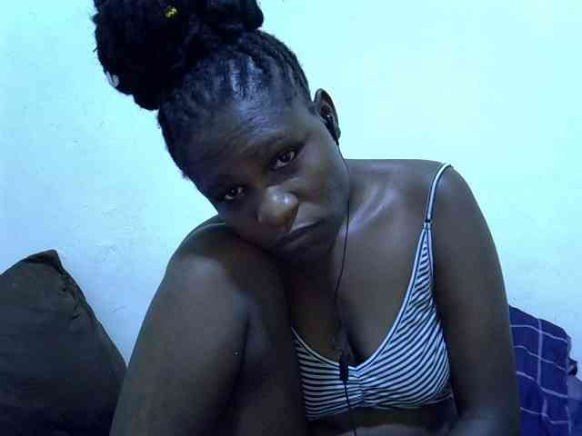 adara-lee webcam