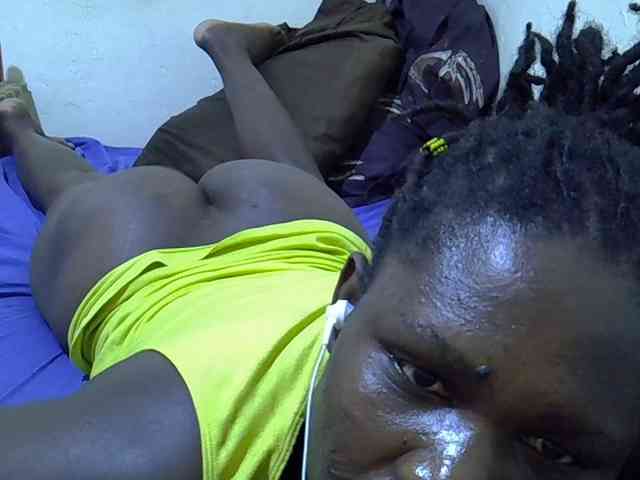 adara-lee webcam