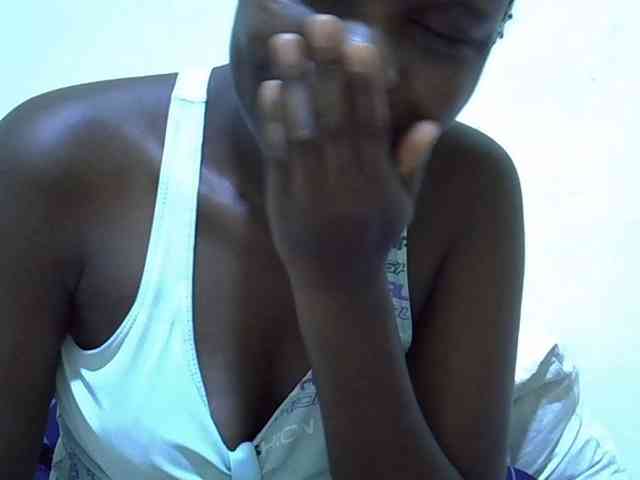 adara-lee webcam