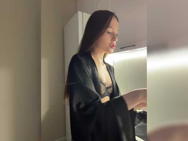 whiteTEAa's BongaCams show and profile