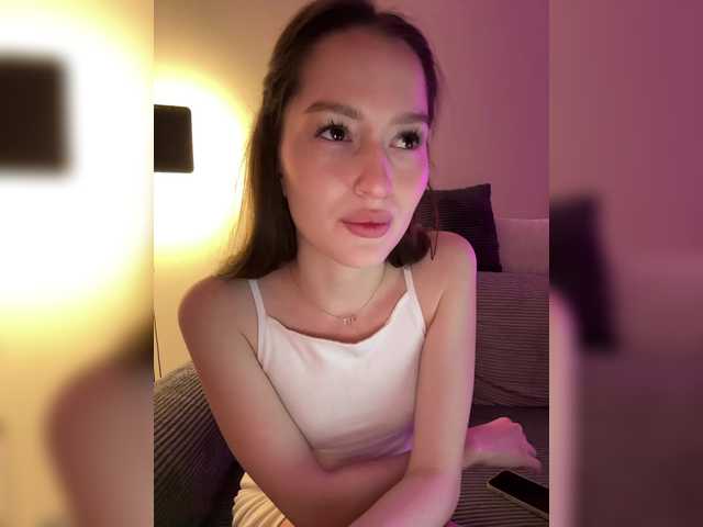 whiteTEAa's BongaCams show and profile