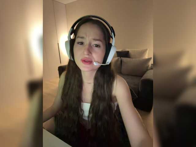 whiteTEAa's BongaCams show and profile