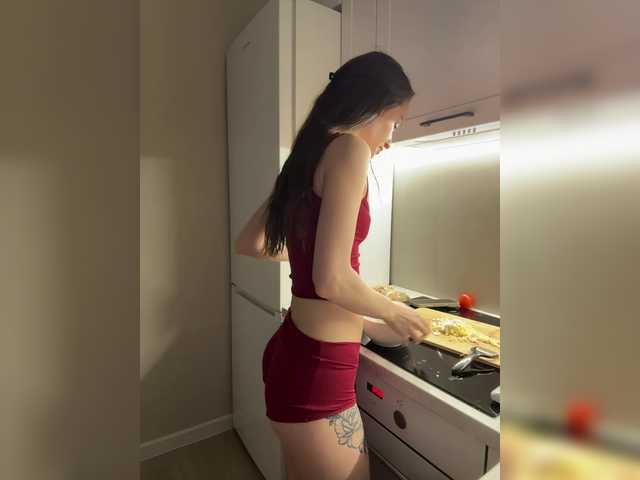 whiteTEAa's BongaCams show and profile