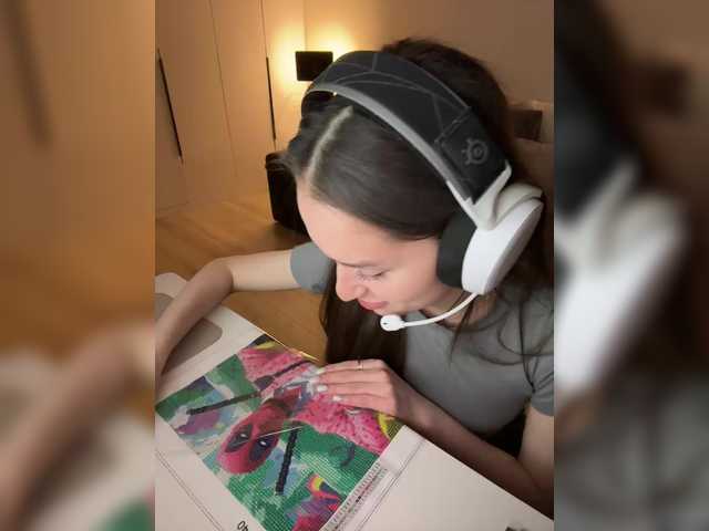 whiteTEAa's BongaCams show and profile