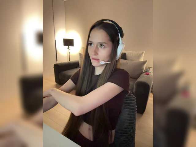 whiteTEAa's BongaCams show and profile