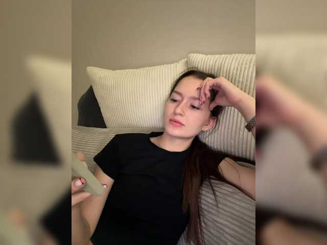 whiteTEAa's BongaCams show and profile