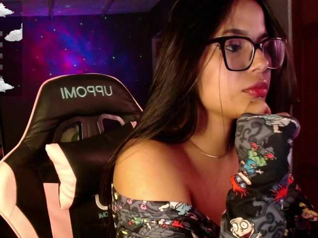 OliviaGomez webcam bongacams model stream image