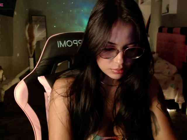 OliviaCarter1 webcam