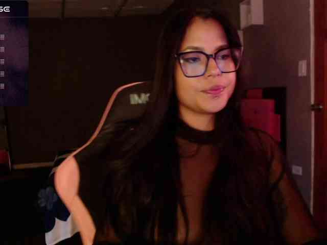 OliviaGomez webcam