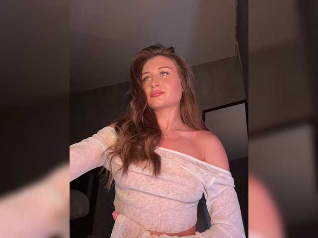 Pleasure-'s BongaCams show and profile