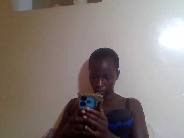 Miss-cookie's BongaCams show and profile