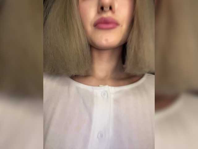 AnnaSissi's BongaCams show and profile