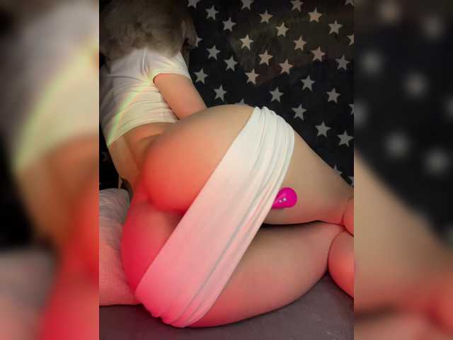 AnnaSissi from BongaCams