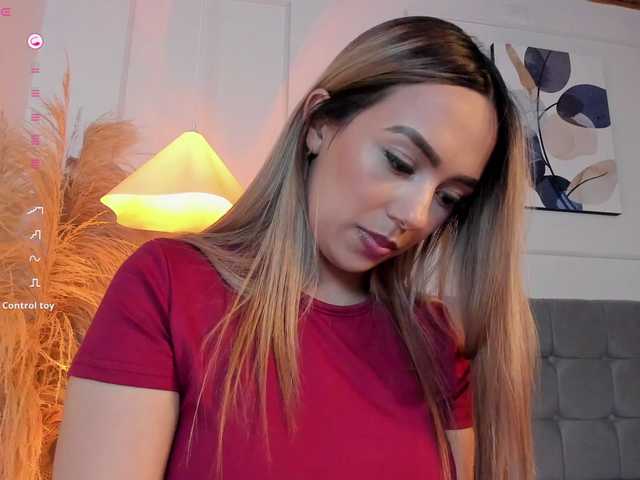 Arianne-ferrer's BongaCams show and profile