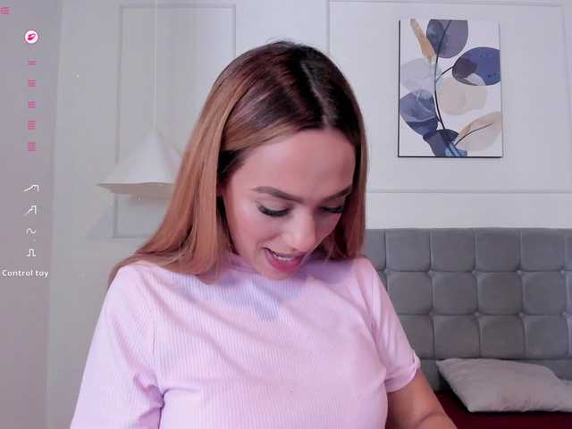 Arianne-ferrer's BongaCams show and profile