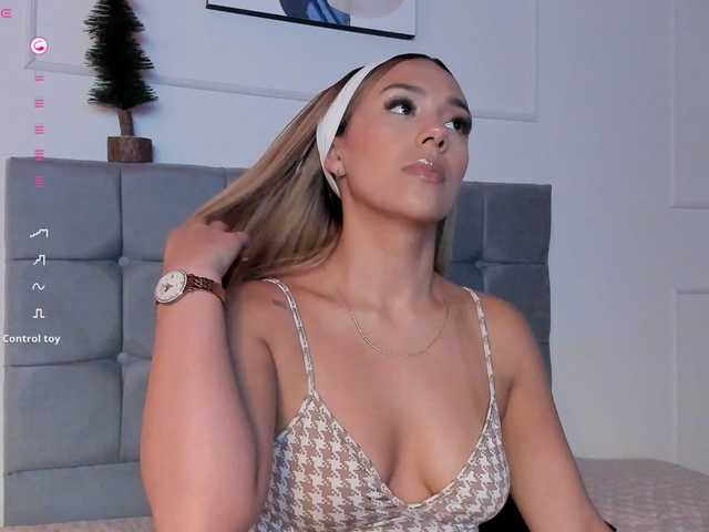 Arianne-ferrer's BongaCams show and profile