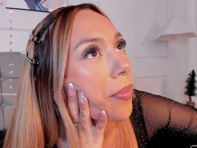 Arianne-ferrer's BongaCams show and profile