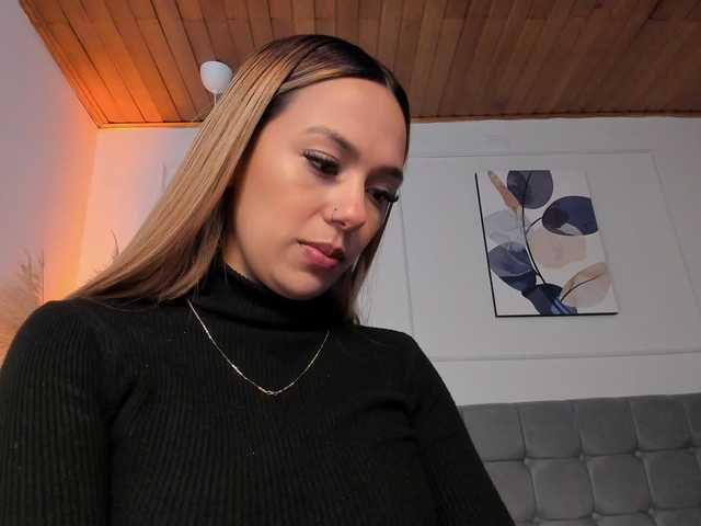 Arianne-ferrer's BongaCams show and profile