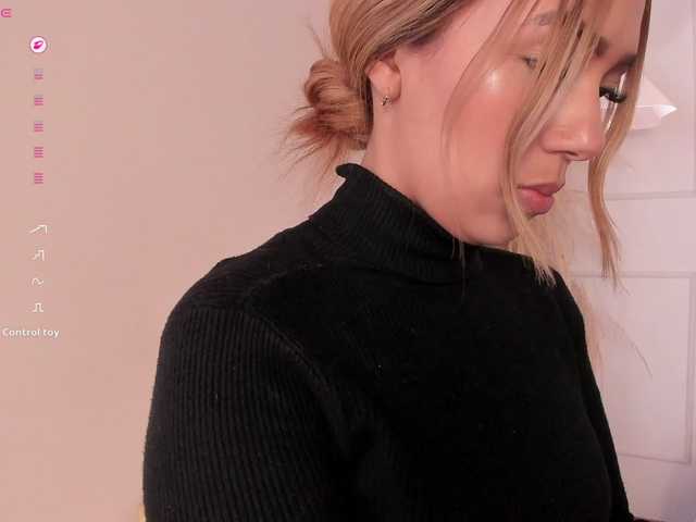 Arianne-ferrer's BongaCams show and profile