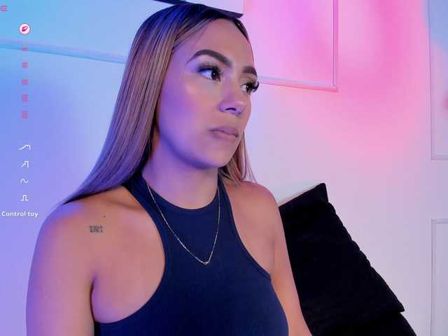 Arianne-ferrer's BongaCams show and profile