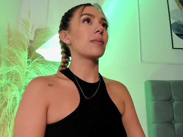 Arianne-ferrer's BongaCams show and profile