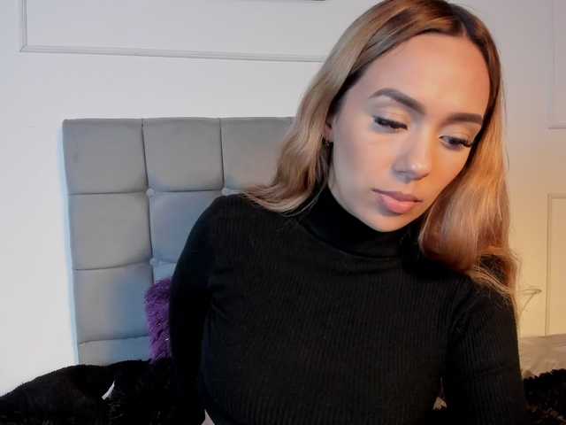 Arianne-ferrer's BongaCams show and profile