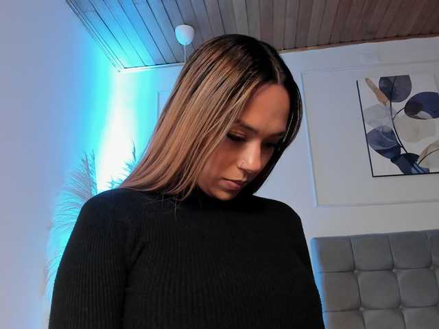 Arianne-ferrer's BongaCams show and profile