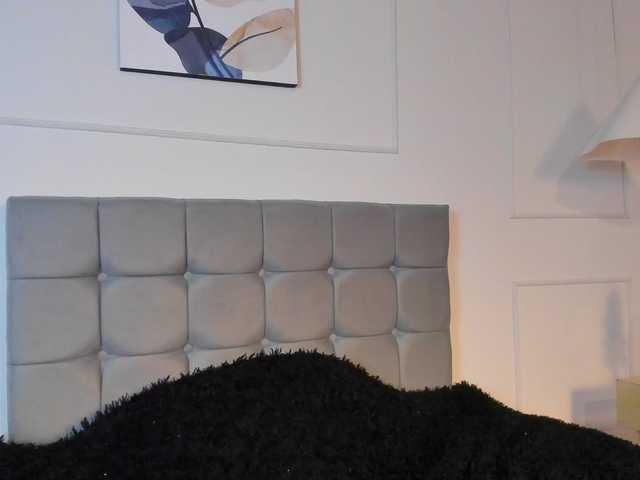 Nicole_Voshkie webcam