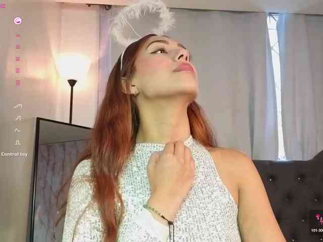 Nicole_Voshkie webcam