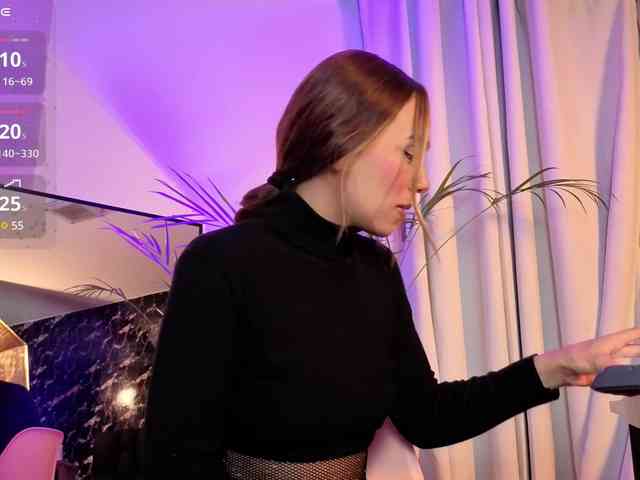 Модель: Nicole_Voshkie
