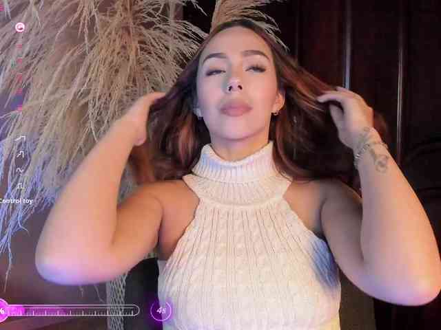 Nicole_Voshkie webcam