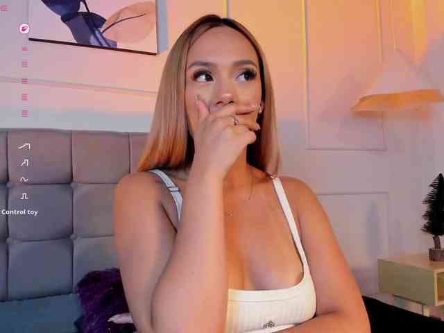 Nicole_Voshkie webcam