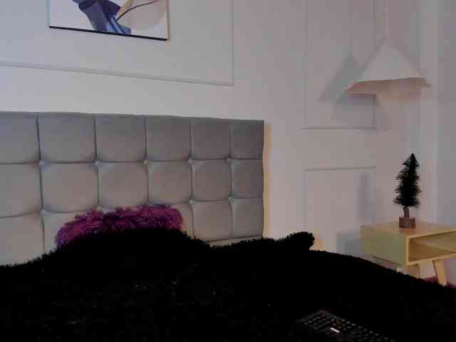 Nicole_Voshkie webcam