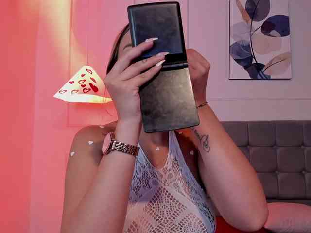 Nicole_Voshkie webcam