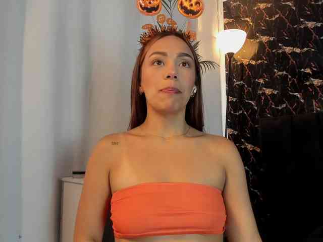 Nicole_Voshkie webcam