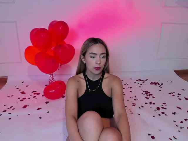 Nicole_Voshkie webcam