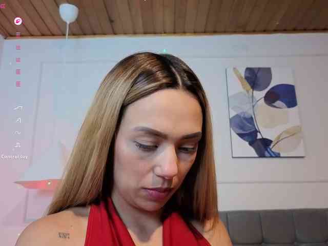 Nicole_Voshkie webcam