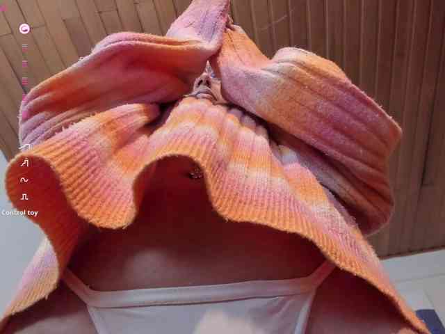 Nicole_Voshkie webcam