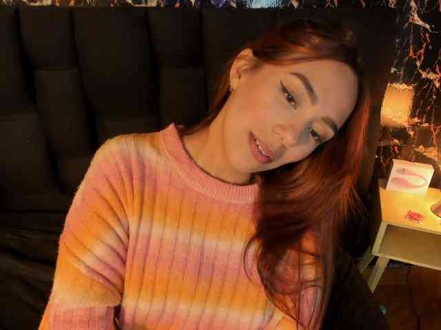 Nicole_Voshkie webcam