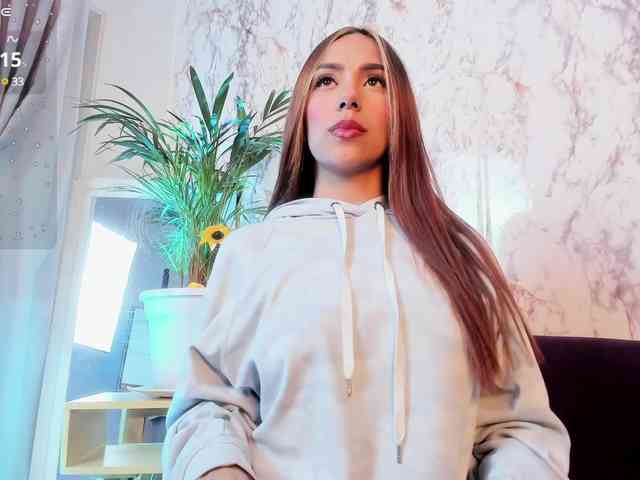 Модель: Nicole_Voshkie