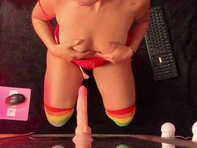 Nicole_Voshkie webcam